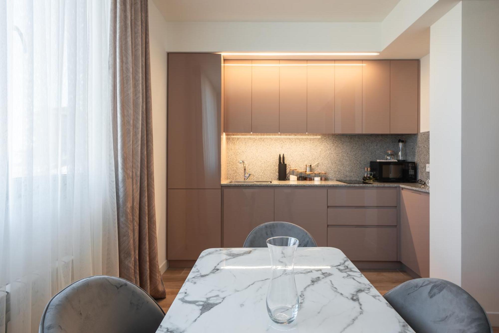 Ris Opera Apartments Yerevan Ngoại thất bức ảnh
