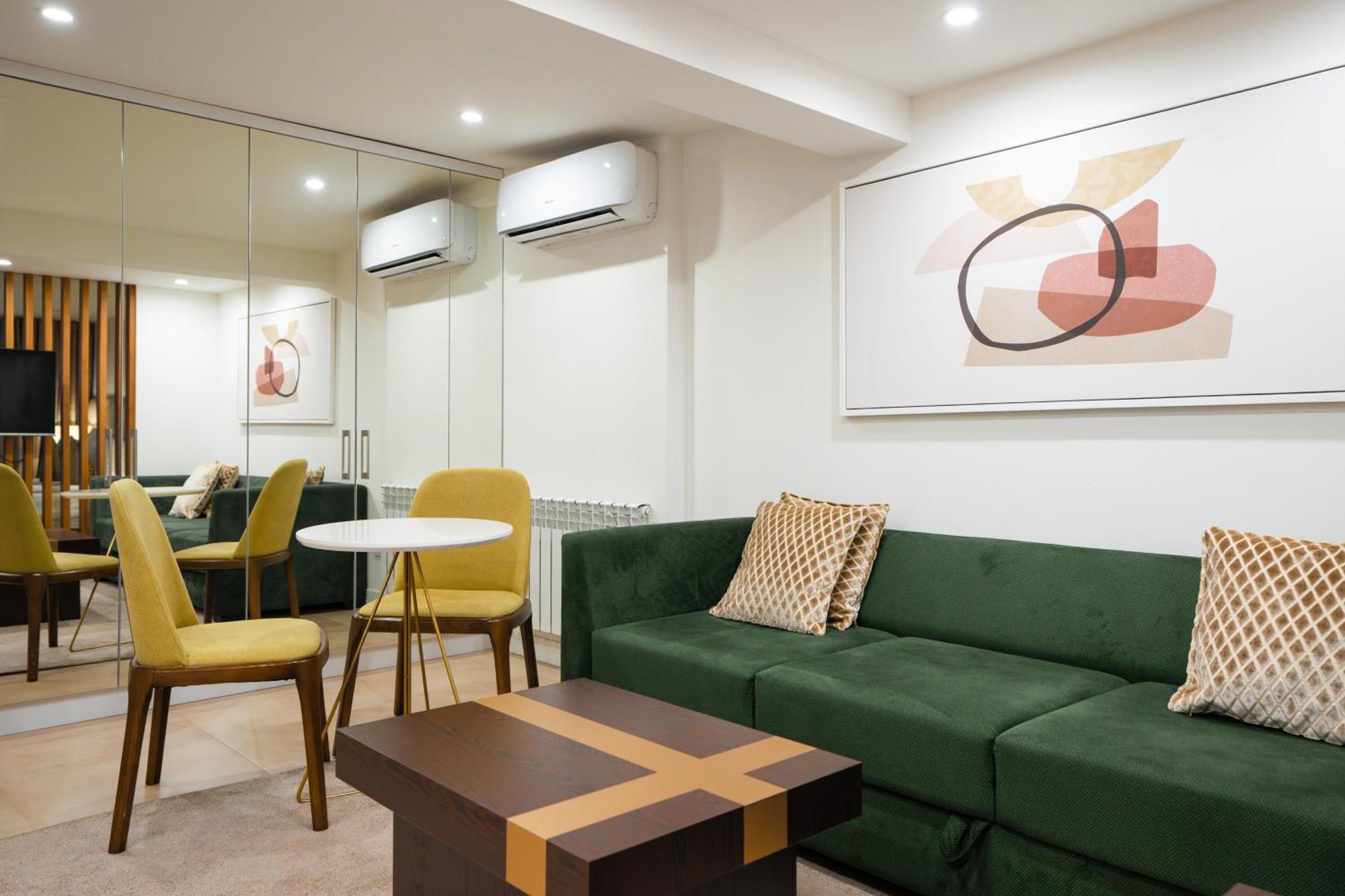 Ris Opera Apartments Yerevan Ngoại thất bức ảnh